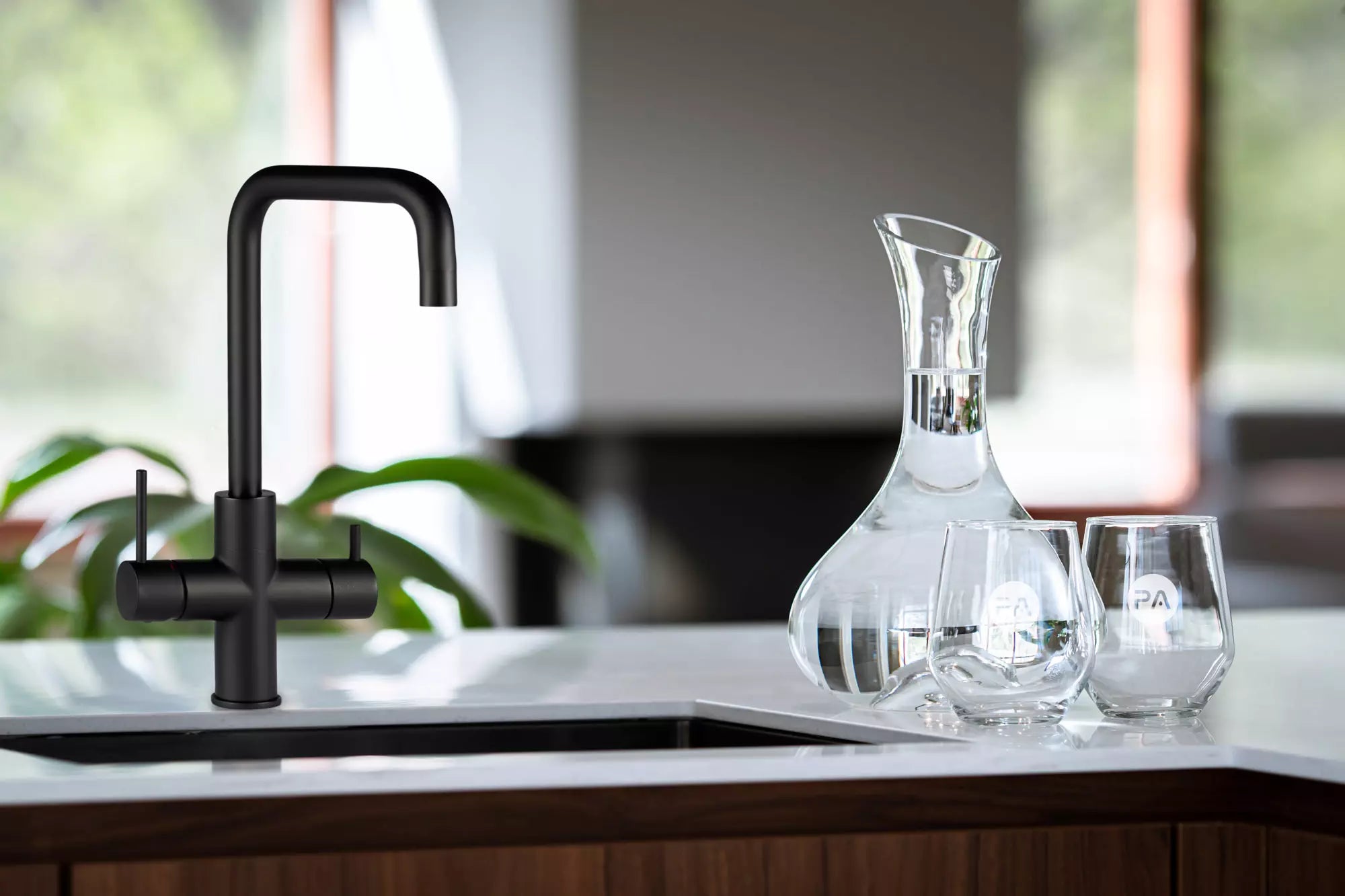 Wat zijn de voordelen van koolstoffilters in waterzuivering?