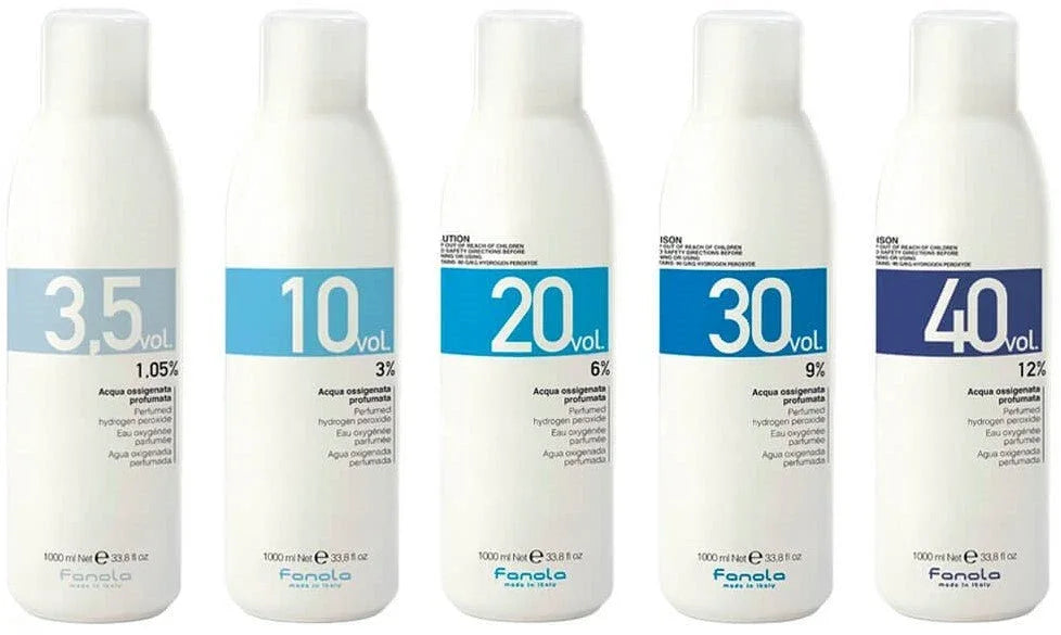 Onderhoudspakket: vijf witte flessen waterstofperoxide-oplossing in oplopende concentraties | PureAqua