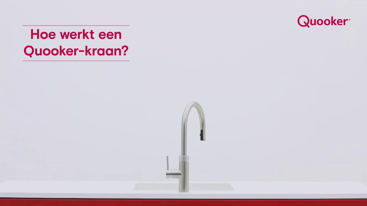 Video laden: Hoe je direct warm water gebruikt via de Quooker kraan met COMBI-reservoir.